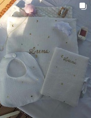 Bavoirs & naissance