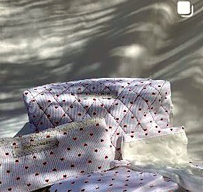 Couverture cœurs — Petits cœurs, fait main près d'Avignon