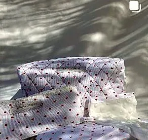 Couverture cœurs — Petits cœurs, fait main près d'Avignon